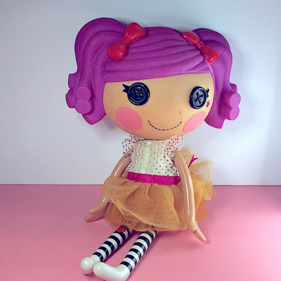 open lace back dress Amazon.com: MGA Lalaloopsy Fashion Pack main image 0
